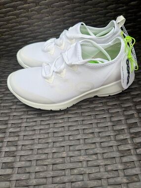 OOFOS Women’s White Athletic Lace-Up Sneakers with Neon Accent